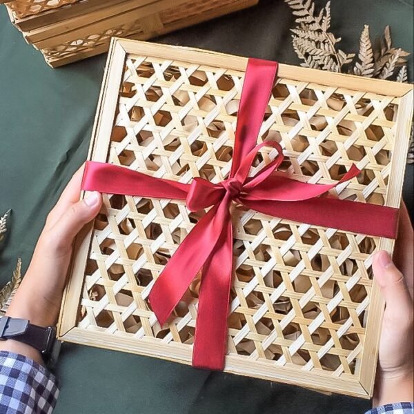 Nalaya Bamboo Box